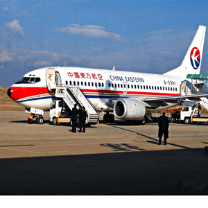 九江庐山航空货运航空快运业稳步发展的原因是什么？